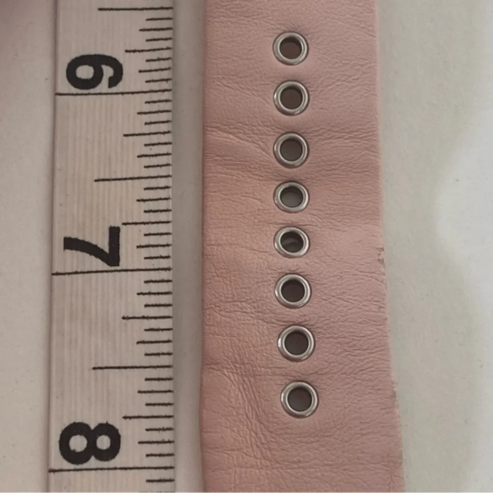 Ann Klein Silver Metal Pink Pastel Leather Quartz Ladies Watch EUC